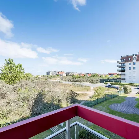 Apartment Hawthorn 1-3 G Spacious Near The Sea Sint-Idesbald
