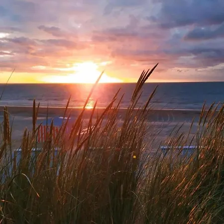 Near Koksijde By The Sea Apartamento *