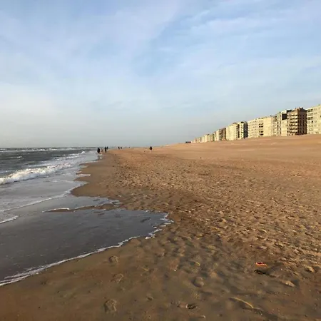 Near Koksijde By The Sea Apartamento *